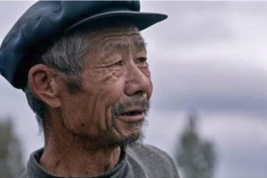 湖南八旬大爷全身乏力泛酸恶心肚子变大怀孕了