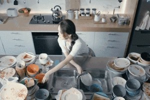 木头做成抹布吸油却不粘油一条擦净一切