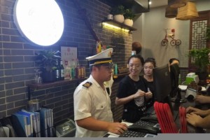 海淀卫生监督处理控烟投诉指导与处罚并重