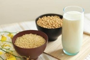 每天都喝一杯豆浆喝出来的是乳腺癌还是健康今天才知道