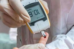 爷爷患糖尿病40年如今75岁没有并发症全都感谢天然胰岛素