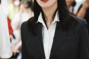 在80斤的诗诗眼里你长啥样看到墨镜中的反光粉丝差点哭出声