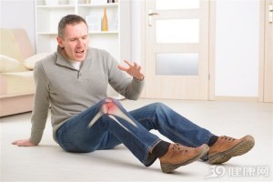 医生严重关节炎寿命可缩短10年做好3件事老了膝盖不疼