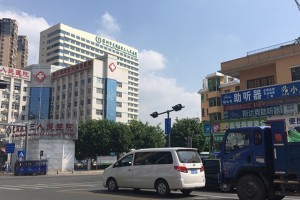 深圳龙岗斯达克助听器告诉您逐个老年人维护听力四个办法