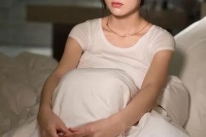警觉黑眼圈显现暗示5种疾病这样做赶快消除它!