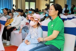 中山大学肿瘤防治中心开设病房校园长时间抗癌的孩子也能上课了