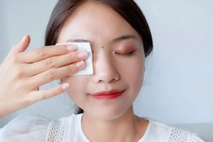 孕妈妈吃酱油会导致胎儿皮肤变黑专家没有关系