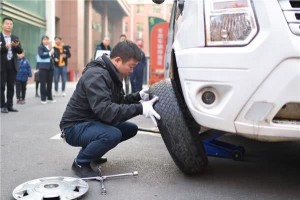 儿童医院举行后勤保障系统首届工匠精力技术交锋