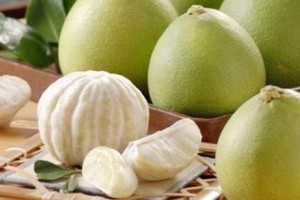 女人到了中年无妨多吃四种食物排毒抗衰整理肠胃补养身体