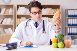 人若想瘦身需先减胃为什么吃饭时多做这4事协助瘦身